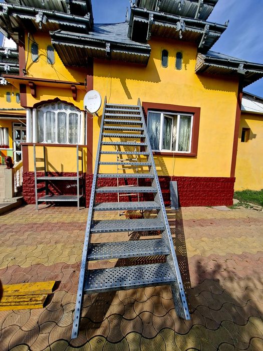 Confectionam scarii metalice zincate exterioare și pentru incendii , p