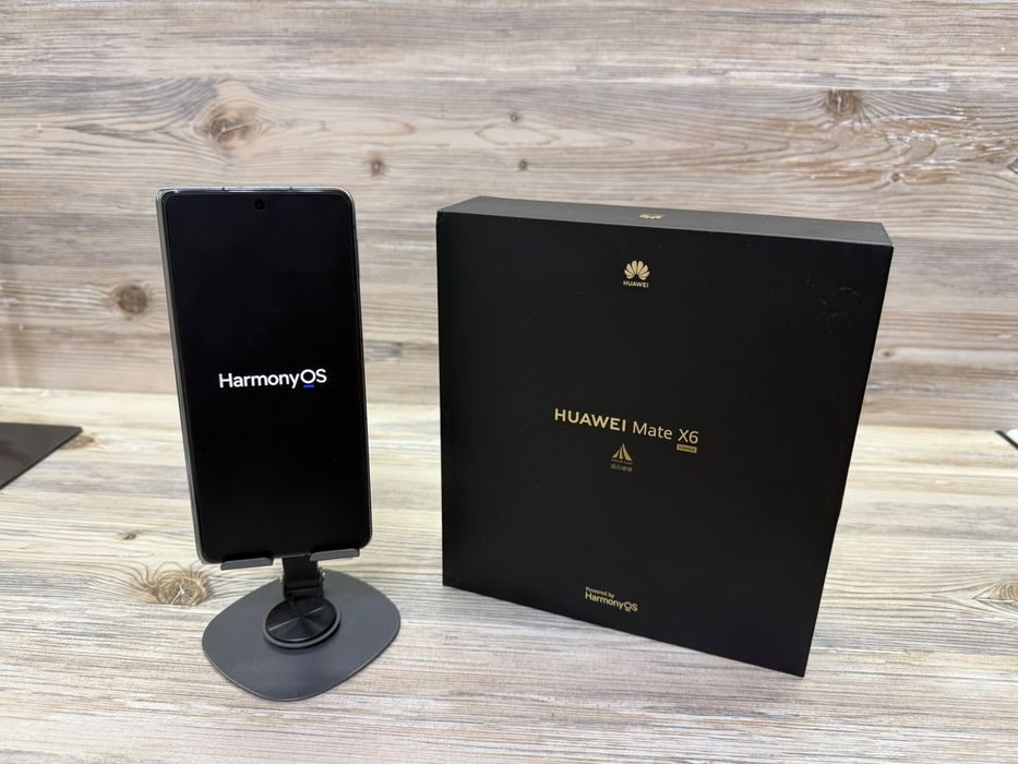 Huawei Mate X6 fold 12/512 Gb