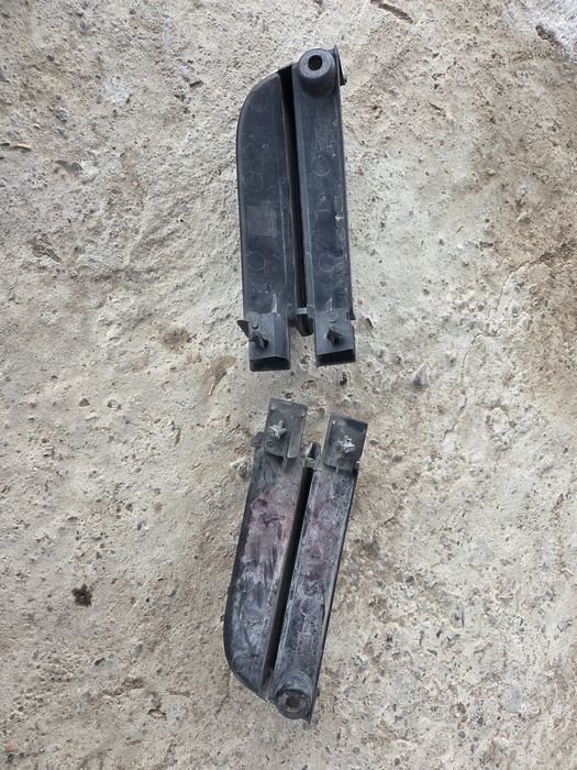 Оригинальные фары Карина е комплект