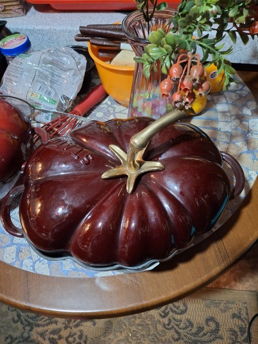 Продам чугунные казаны