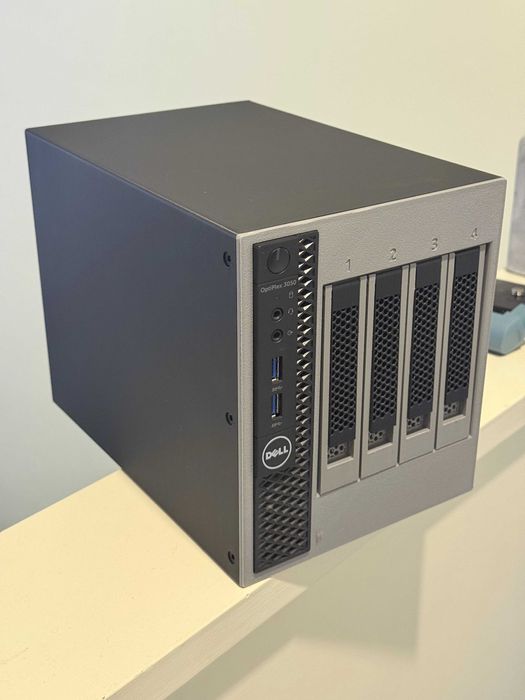 Carcasa NAS 2/4/6xBAY pentru pc-uri mici tiny Lenovo Dell HP