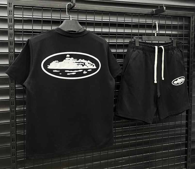 Летни Екипи Nike Tech Fleece / Jordan Къси Панталони и Тениска