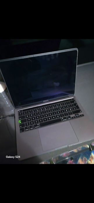 Vand Leptop Apple generatia  noua