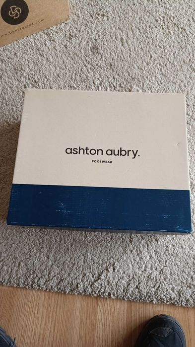 Bocanci mărimea 44 Ashton aubry - piele naturala 100%