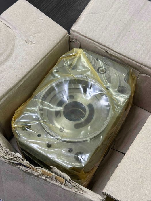 Средний корпус гидронасоса Kawasaki