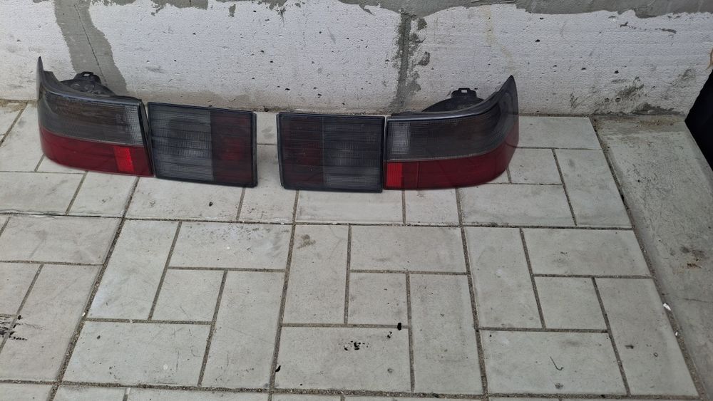 Продам заднию оптику на ваз 10,12
