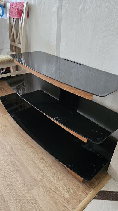 Продам подставку под тв