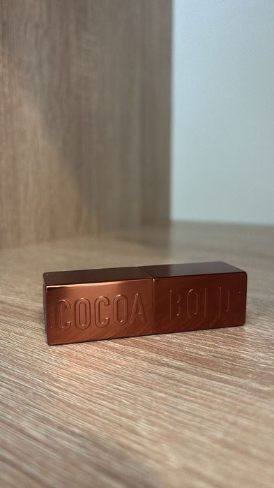 Ruj Too Faced - BOLD COCOA , nuanța milkshake
