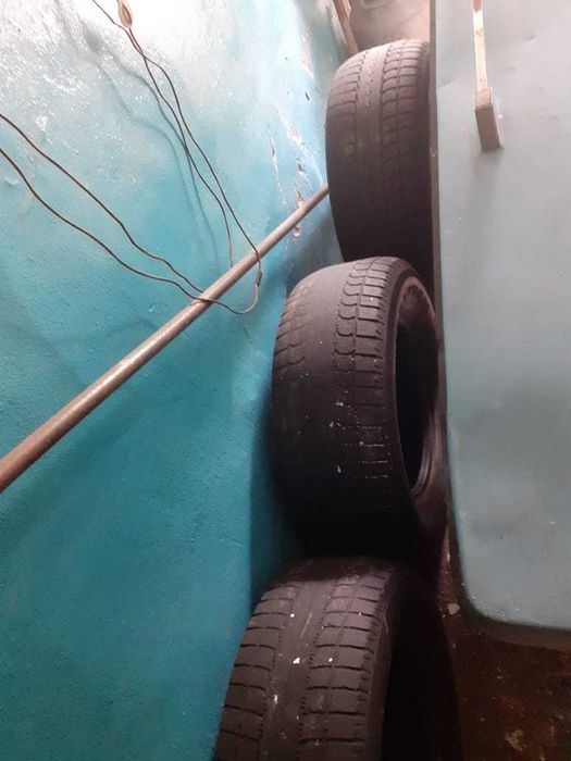 Продам резину 285/65 R17