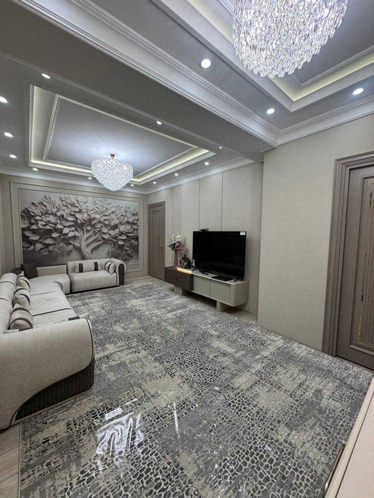 Продается 3х комнатная с качественным ремонтом ЖК Oq Saroy 3/4/8