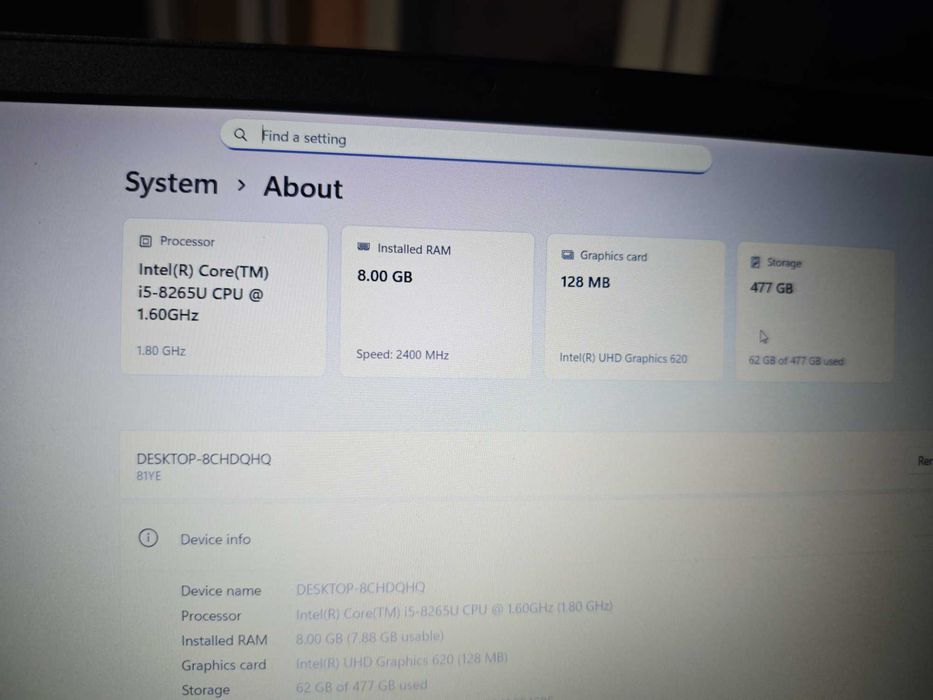 Лаптоп LENOVO V15-IWL, 15.6", Intel® Core™ i5-8265U
