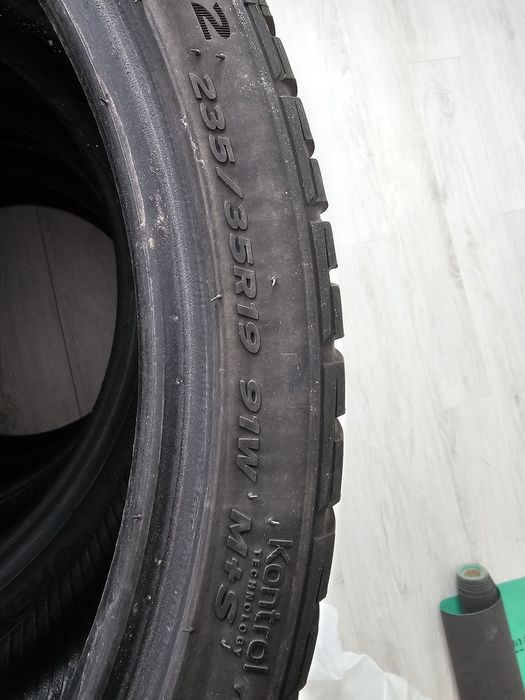 Vand cauciucuriarna 235/35/19 Hankook