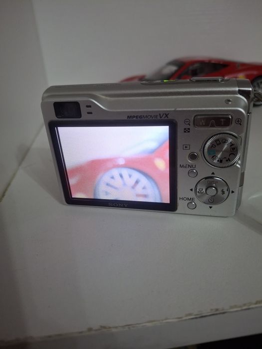 Цифровая камера Sony