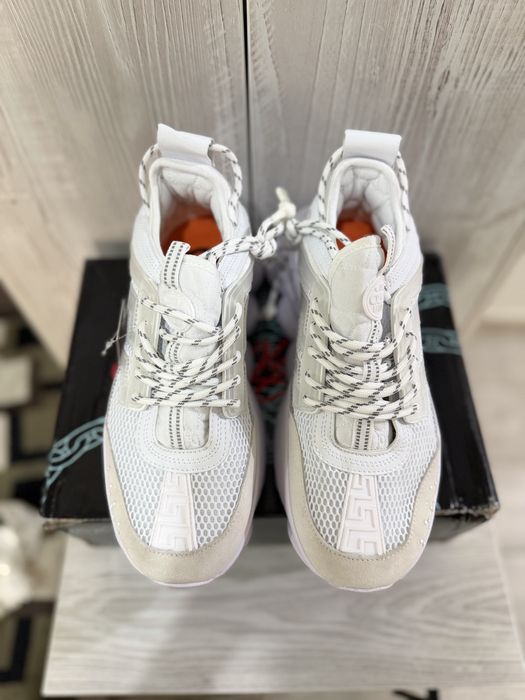*SUMMER SALE* Versace Chain Reaction 41-43