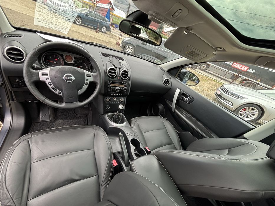 Nissan Qashqai•2009•panoramic•zoll valabil•2.0cdi•4x2
