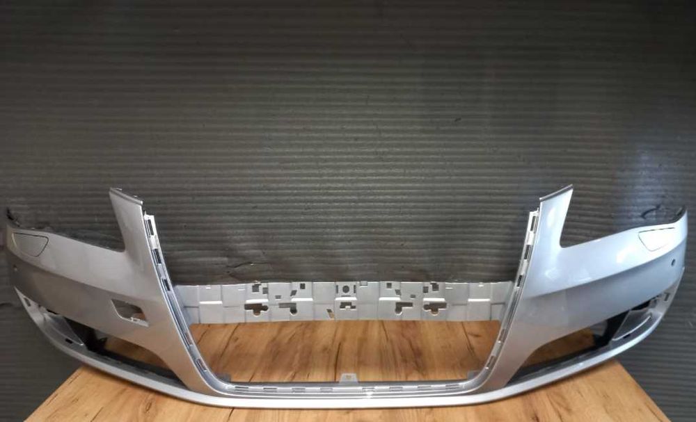 Bara Fata Cu Spalator&Senzori Audi A8 An 2009-2013 (LY7W (Gri))