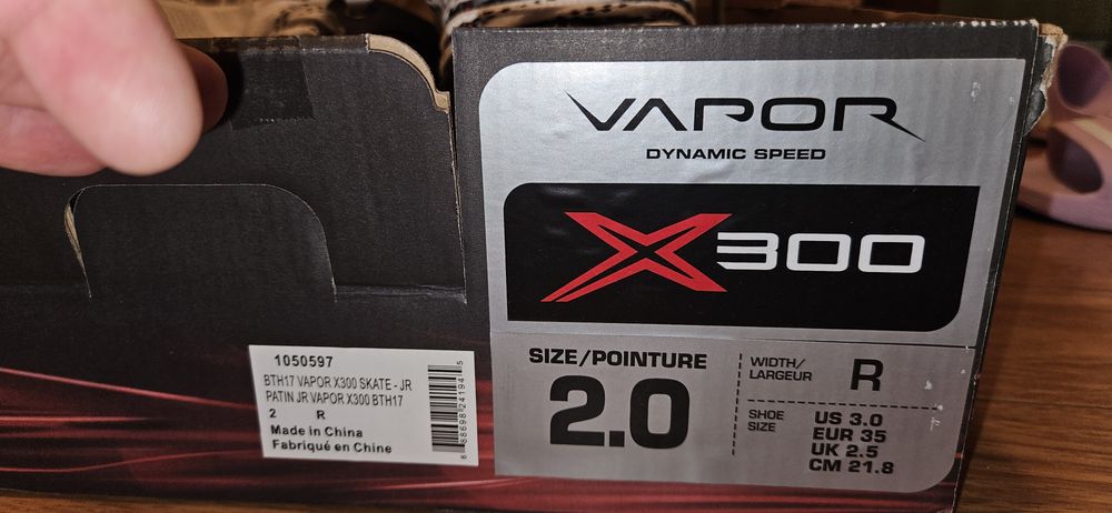 Patine VAPOR X300 marimea 36