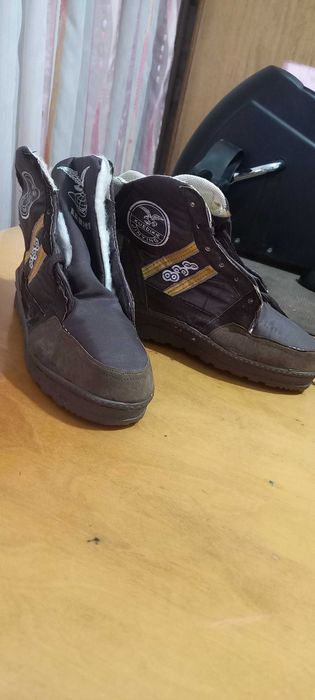 Мужские ботинки  размер 38-39