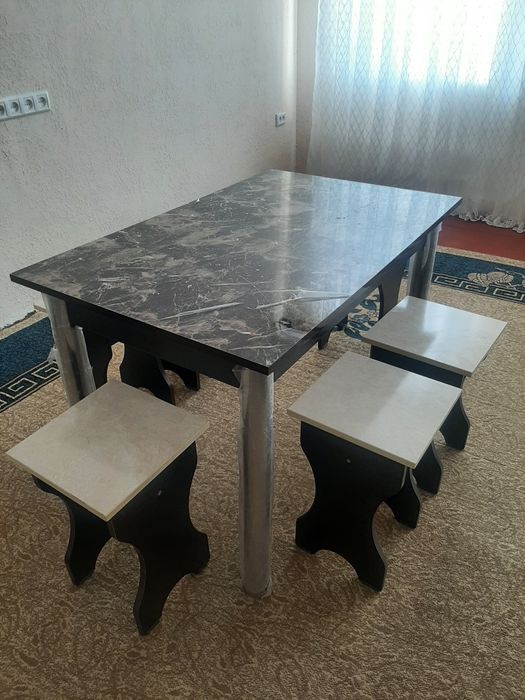 Кухонный гарнитур. Новый