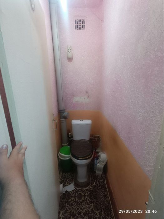 СРОЧНА СОТИЛАДИ 2 хонали уй  Геологлар кучаси 18-25 хонадон