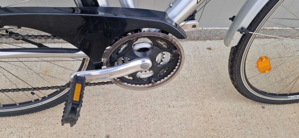 Алуминиев дамски велосипед Arinos колело 28"