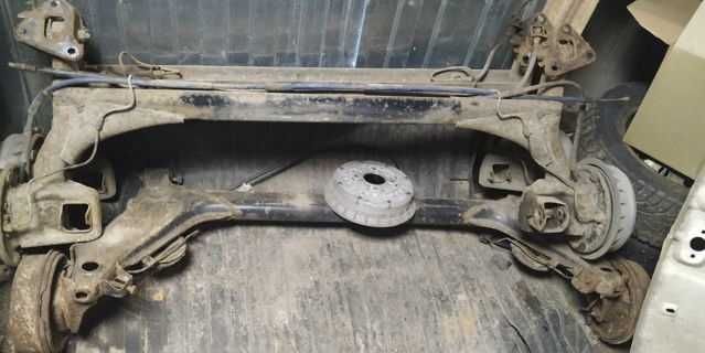 Продам балку ваз 2110 12 приора