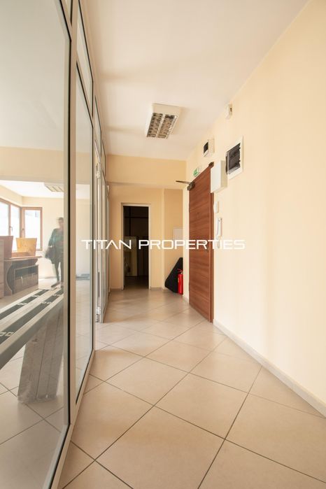Дава се под наем Офис в София, Банишора - 122 кв.м за 600 € - Снимка #8