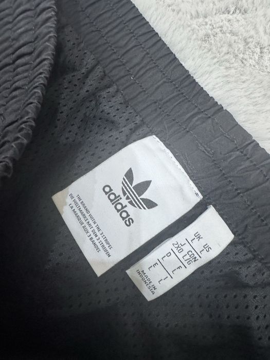 Мъжко долнище ADIDAS . Размер L