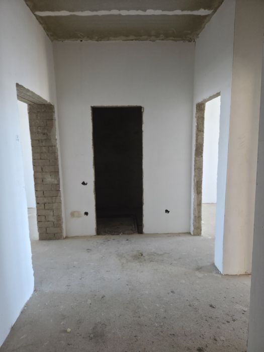 Продам 2 комнатную квартиру 63,8 кв