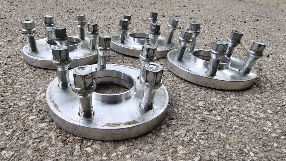 Фланци Мерцедес 5х112 15мм