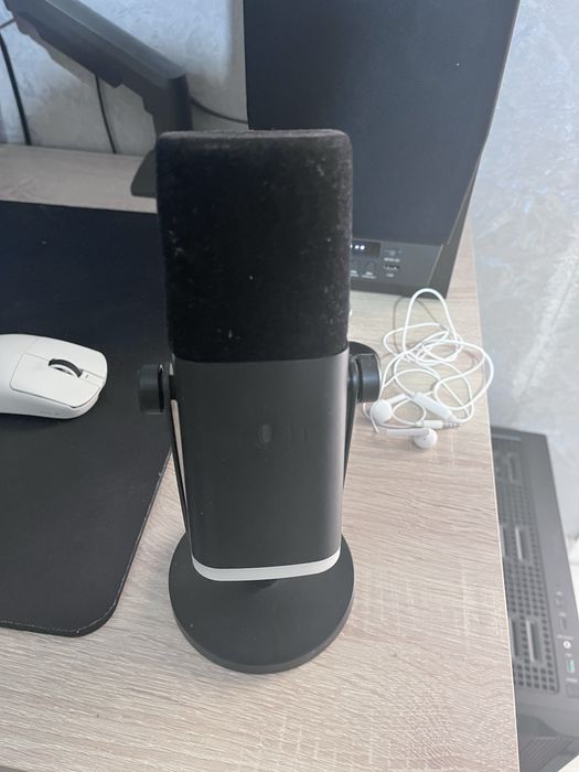 Микрофон Fifine am8