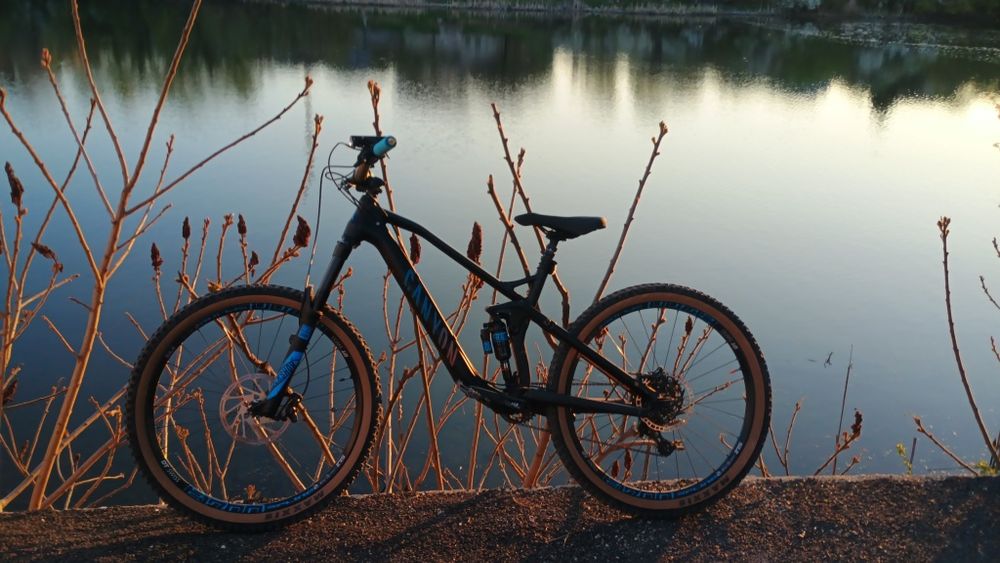 Bicicleta Canyon Strive Al
