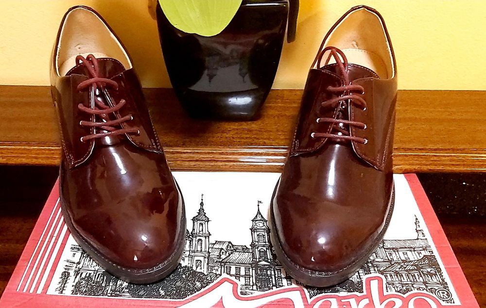 Новые Полуботинки 38р