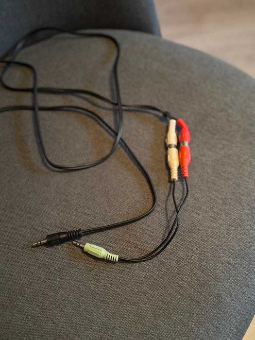 Домашно кино Буфер и 5 тонколнки 5.1 Luxeon С КАБЕЛ за ТЕЛЕФОН Android