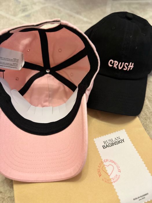 Шапката "Crush" от RB