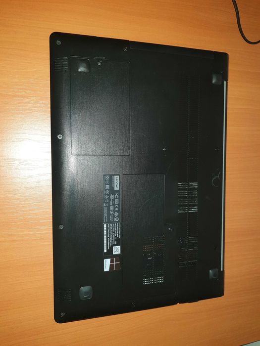 Leptop Lenovo video ded proc i5 gen.6 mem 6gb ddr4 slim SSD.NU TRIMIT.