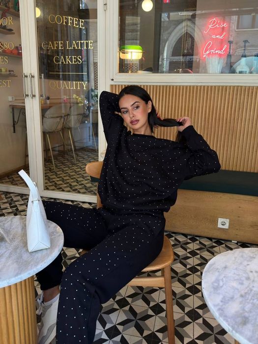 Дамски комплект в черно