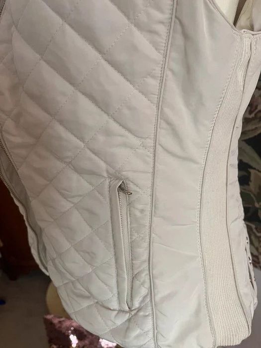 Vesta matlasata crem Zara