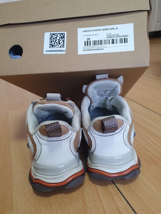 Adidasi Selection kids marime 28 cu buton rotativ
