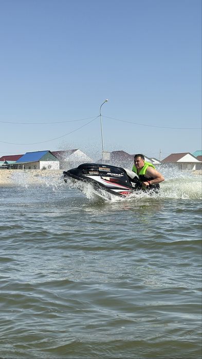 Гидроцикл стоячий ямаха