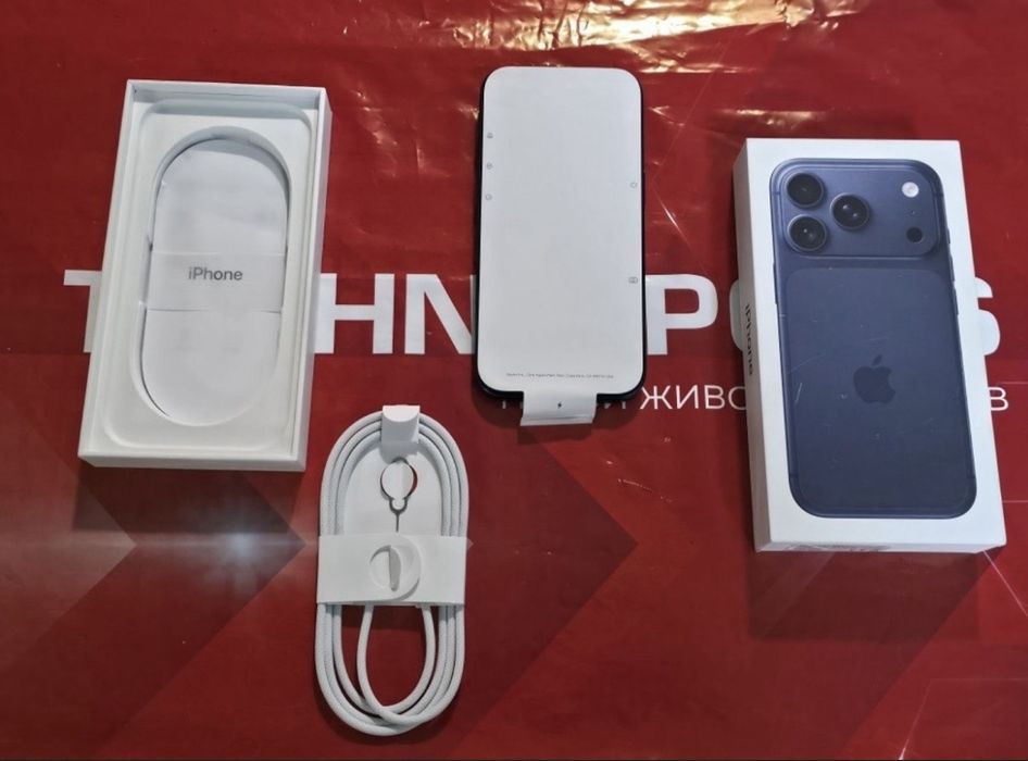 КАТО НОВ 256GB iPhone 17 Pro Гаранция Технополис 2028г. Blue | Син