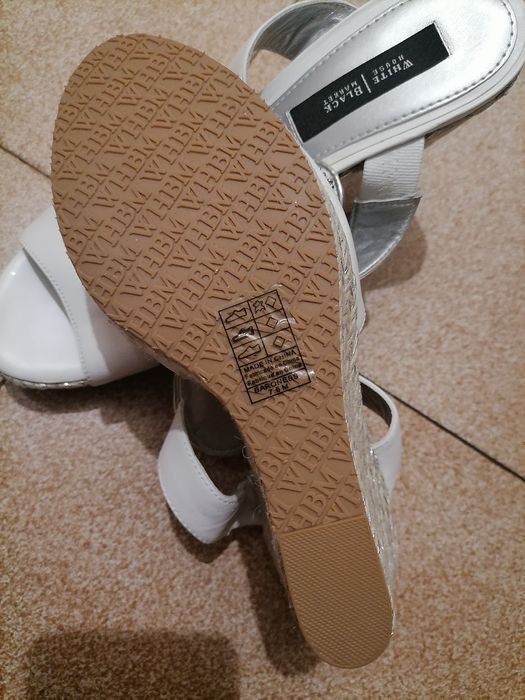 Елегантни обувки White house Black market