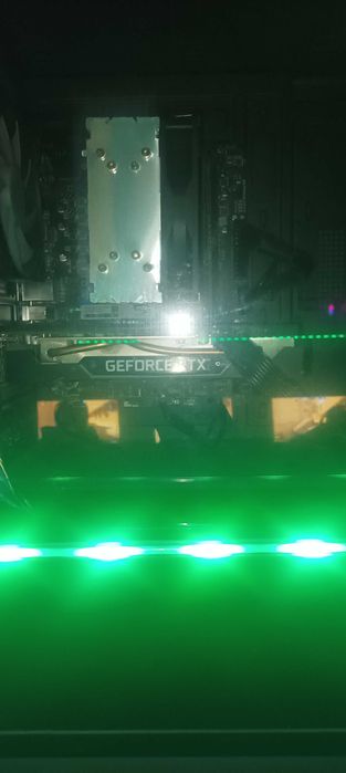 Comyuter kiyslar sotiladi 3.5 oy ishlagan xamma narsasi yangi