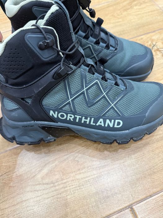 Трекинговые ботинки Northland