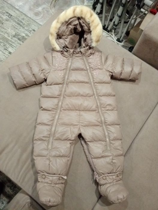 Зимний комбинезон на девочку