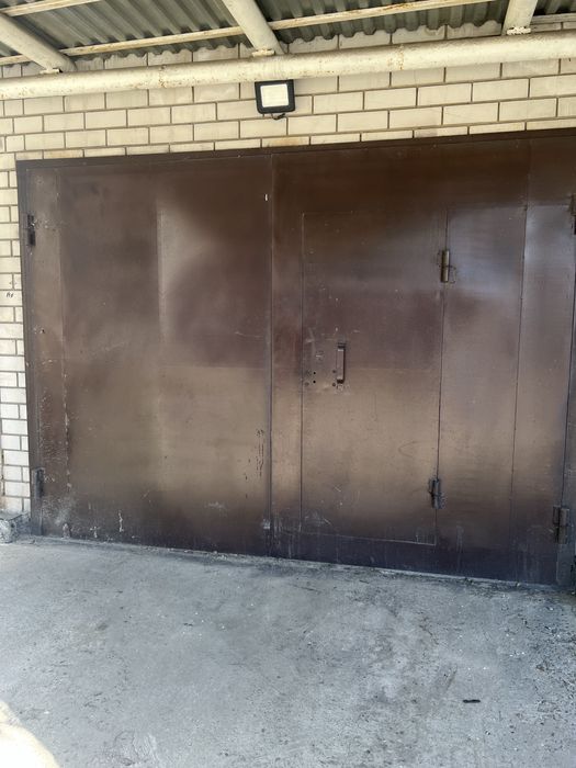 ворота утеплённые, на гараж