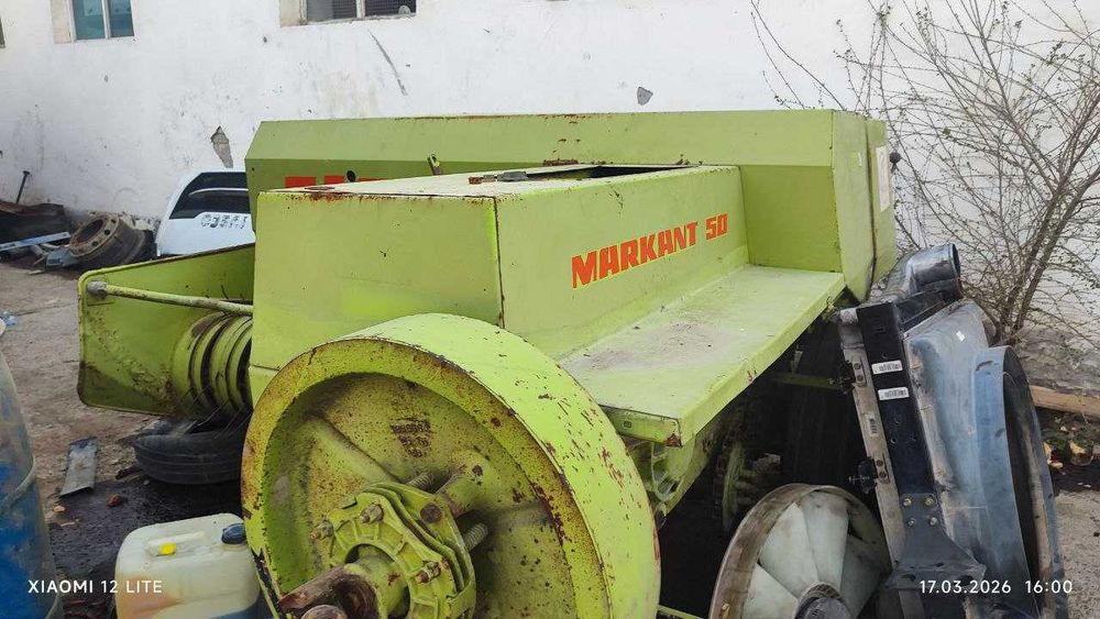 Пресс подборщик рабочий