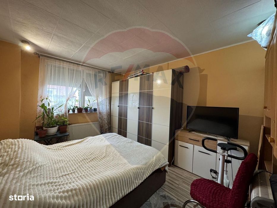 Apt. 2 camere cu centrala proprie -Vladimirescu Centru