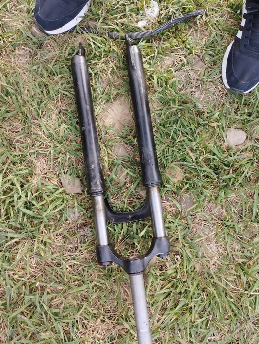 Vând furca - furci pentru bicicleta - biciclete!