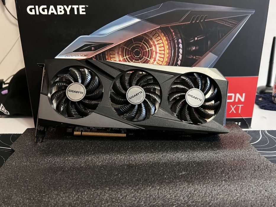 Видеокарта RX6600XT